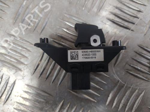 Left rear window switch KIA STONIC (YB) 1.0 T-GDi | BP39531585I29 - Image 2