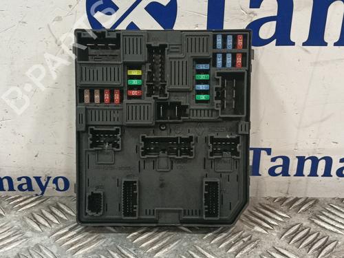 Sikringsdåse RENAULT MEGANE IV Hatchback (B9A/M/N_) 1.6 dCi 130 (B9A4) (130 hp) 32346299