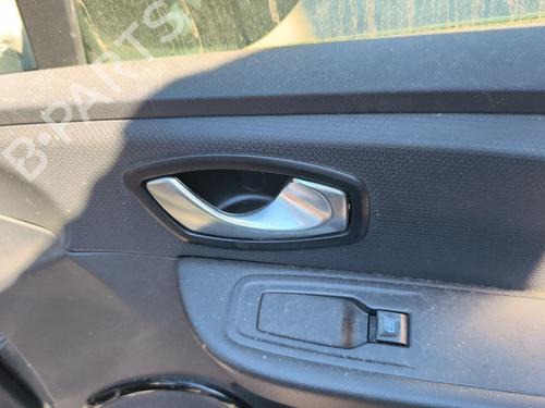 Used Front right interior door handle Front right interior door handle 38876300 38876300
