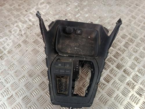 Used Middle console Middle console TOYOTA RAV 4 V (_A5_, _H5_) 2.0 (MXAA52) (175 hp) 40184585 40184585
