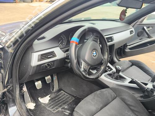 Used Steering column Steering column 39560704 39560704