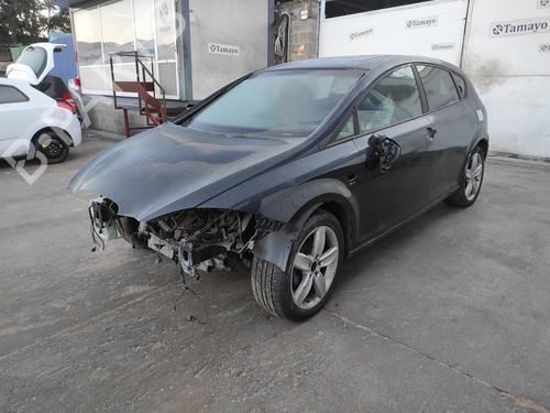 Left front brake caliper SEAT LEON (1P1)  | BP26878698M105 