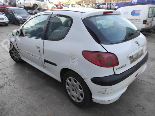 Engine control unit (ECU) PEUGEOT 206 Hatchback (2A/C) 1.4 i | BP17516242M57 