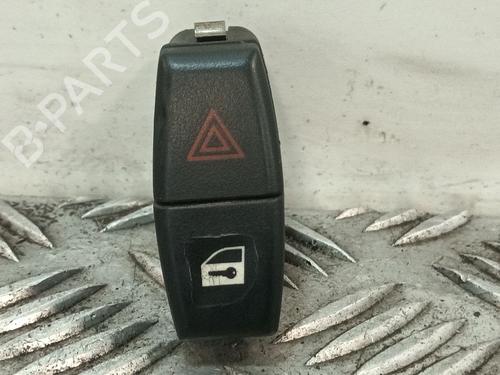Used Warning switch Warning switch BMW 5 Touring (E61) 525 d (177 hp) 34579182 34579182