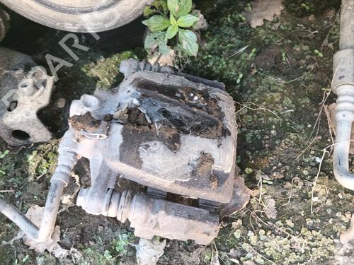 Used Right front brake caliper Right front brake caliper FIAT 500 (312_) 1.3 D Multijet (312AXE1A) (95 hp) 35901492 35901492