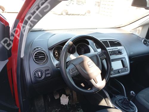Used Driver airbag Driver airbag SEAT ALTEA XL (5P5, 5P8) 1.6 TDI (105 hp) 35966590 35966590
