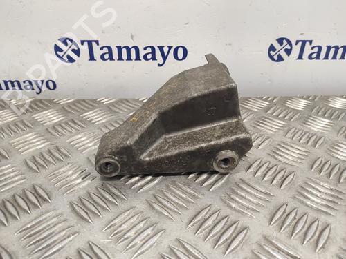 Used Engine mount MERCEDES-BENZ VITO Van (W447) [2014-2025]  23529669