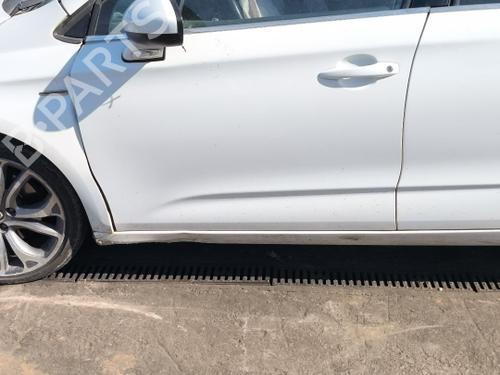 Used Left front door Left front door OPEL ASTRA F Saloon (T92) 1.7 TDS (F19, M19) (82 hp) 40299005 40299005