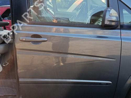 Portier rechts voor MERCEDES-BENZ VIANO (W639) [2003-2025]  29457196