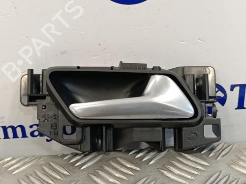 Rear right interior door handle PEUGEOT 3008 SUV (MC_, MR_, MJ_, M4_) 1.6 BlueHDi 120 (120 hp) 17636000