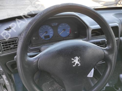 Headlight switch PEUGEOT 106 II (1A_, 1C_) 1.5 D | BP13317744I24 