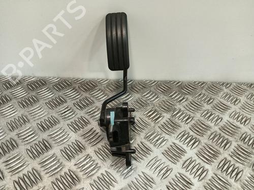Pedale Pedale RENAULT CLIO III (BR0/1, CR0/1) [2005-2014] 33240927 33240927