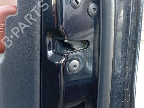 front-right-lock-vw-tiguan-5n_-2007-2008-2009-2010-2011-2012-2013-2014-2015-2016-2017-2018-34557965 main image