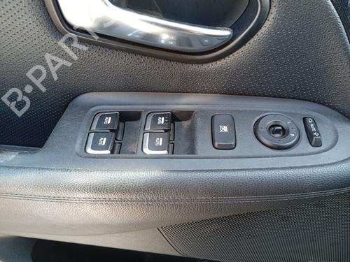 Used Left front window switch Left front window switch KIA CARENS IV 1.7 CRDi (116 hp) 35962600 35962600