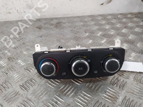 Used Climate control Climate control 38951335 38951335
