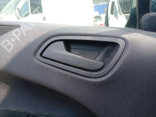 Used Front left interior door handle Front left interior door handle 37641000 37641000