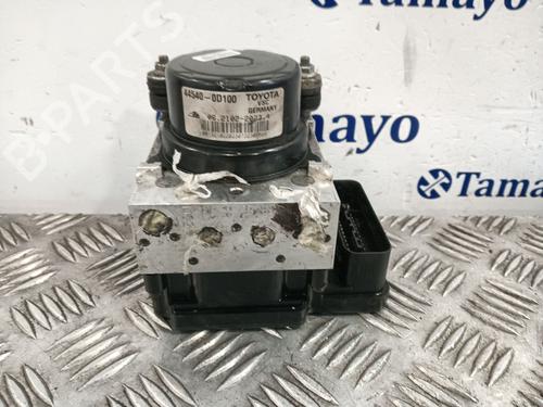 Used ABS pump TOYOTA YARIS (_P13_) 1.4 D (NLP130_, NLP130) (90 hp) 29312287