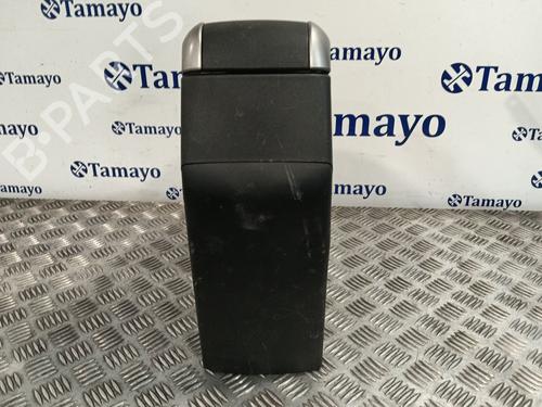 Armrest / Center console TOYOTA AURIS (_E15_) 1.4 D-4D (NDE150_, NDE150R) | BP30846116I20