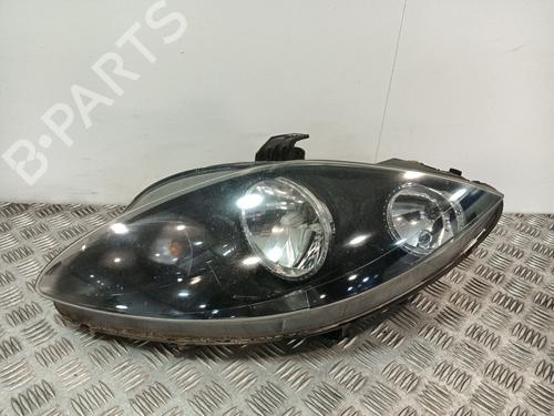 Used Left headlight Left headlight SEAT LEON (1P1) 1.9 TDI (105 hp) 33544255 33544255