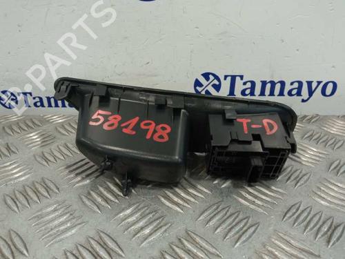 Right rear window switch TOYOTA YARIS (_P21_, _PA1_, _PH1_) 1.5 Hybrid (MXPH10, MXPH11) | BP29355871I28 