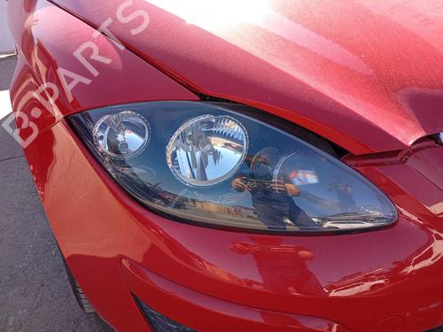 Used Right headlight Right headlight SEAT ALTEA XL (5P5, 5P8) 1.6 TDI (105 hp) 35964574 35964574