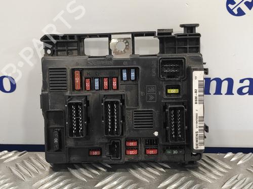 Used Fuse box CITROËN BERLINGO / BERLINGO FIRST Box Body/MPV (M_) 1.9 D 70 (MBWJZ, MCWJZ) (69 hp) 15374332