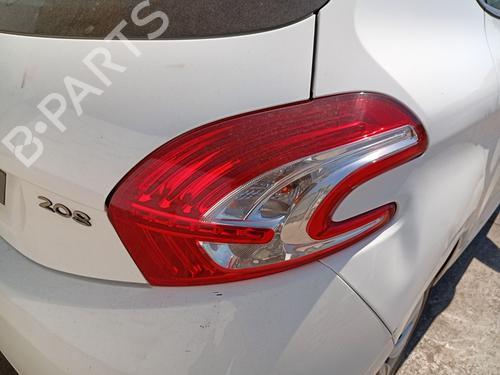 Used Right taillight Right taillight PEUGEOT 208 I (CA_, CC_) 1.2 VTI 82 (82 hp) 36528065 36528065