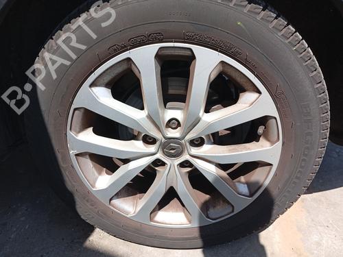 Fusee links achter Fusee links achter RENAULT KADJAR (HA_, HL_) 1.3 TCe 140 (HLNB, HLN1) (140 hp) 36696810 36696810