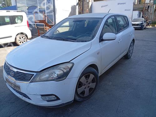 left-front-shock-absorber-kia-ceed-hatchback-ed-2006-2007-2008-2009-2010-2011-2012-33726326 main image