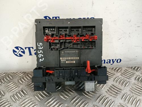 Used Fuse box VW TOURAN (1T1, 1T2) 1.6 (102 hp) 30642712