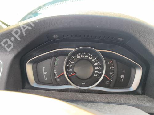 Used Instrument cluster Instrument cluster VOLVO V60 I Cross Country (157) D4 (190 hp) 39564991 39564991