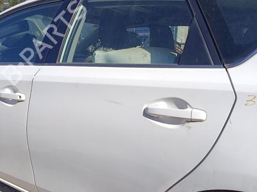 Used Left rear door TOYOTA AURIS (_E18_) 1.4 D-4D (NDE180_, NDE180R) (90 hp) 29936256