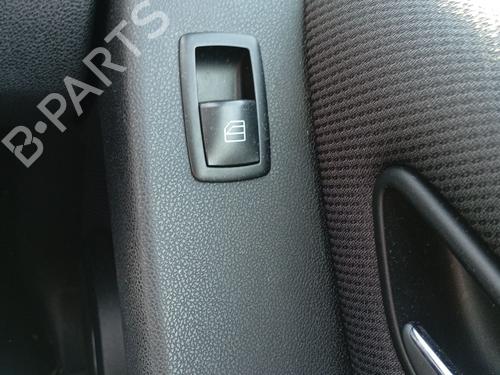 Used Right front window switch Right front window switch MERCEDES-BENZ A-CLASS (W169) A 180 CDI (169.007, 169.307) (109 hp) 36137902 36137902