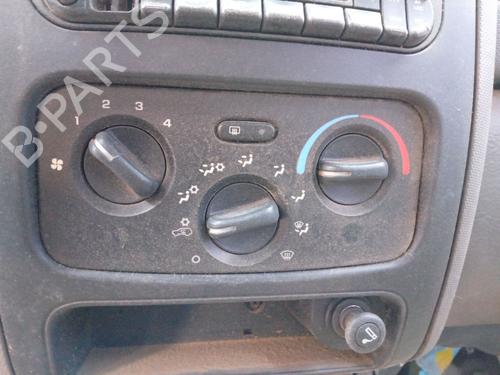 climate-control-jeep-cherokee-kj-2001-2002-2003-2004-2005-2006-2007-2008-32249816 main image
