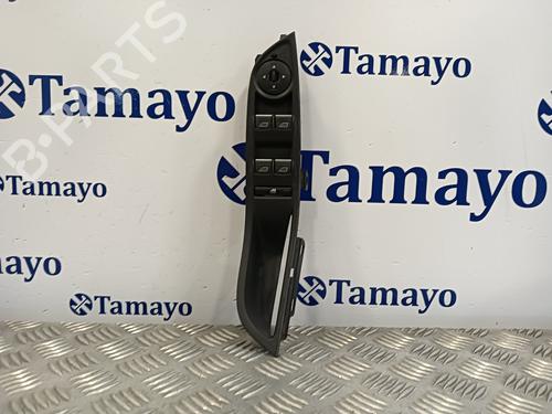 Used Left front window switch FORD FOCUS III [2010-2020]  19795793