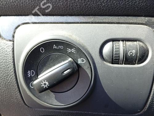 Used Headlight switch Headlight switch VW GOLF V (1K1) 2.0 TDI (140 hp) 39723158 39723158