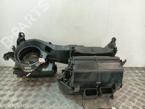 Chauffage completa Chauffage completa LAND ROVER RANGE ROVER SPORT I (L320) 2.7 D 4x4 (190 hp) 36536883 36536883