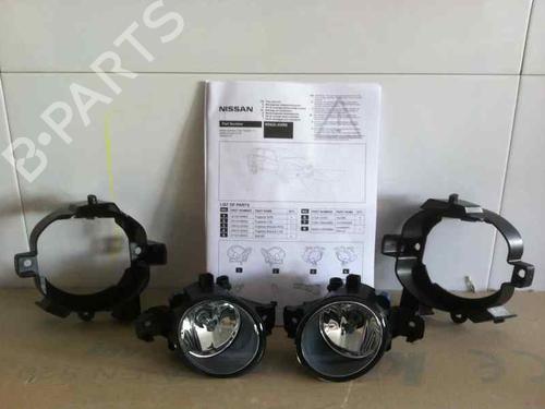 Używane Światło przeciwmgłowe przednie lewe NISSAN QASHQAI I (J10, NJ10) [2006-2015]  14359475