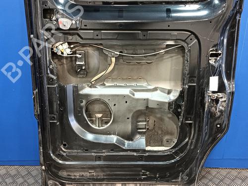 Right slide door NISSAN NV200 / EVALIA Bus  | BP13467136C75 