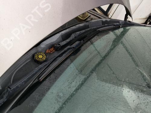 front-windshield-wiper-arm-kia-ceed-hatchback-ed-2006-2007-2008-2009-2010-2011-2012-39650443 main image