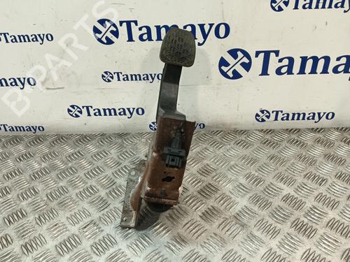 Pédale d'embrayage MERCEDES-BENZ SPRINTER 2-t Van (B901, B902) [1995-2006]  32104172