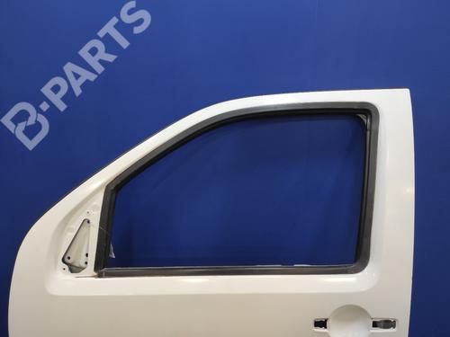 Left front door NISSAN PATHFINDER III (R51)  | BP9552516C2 