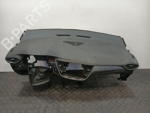 Used Dashboard Dashboard OPEL CROSSLAND X / CROSSLAND (P17, P2QO) 1.2 (75) (110 hp) 33704718 33704718
