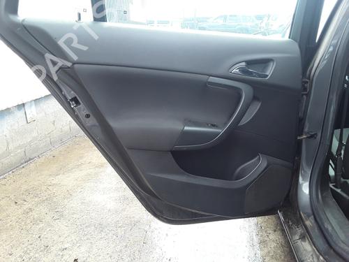 Fuse box OPEL INSIGNIA A Sports Tourer (G09) 2.0 CDTI (35) | BP11042213E1 