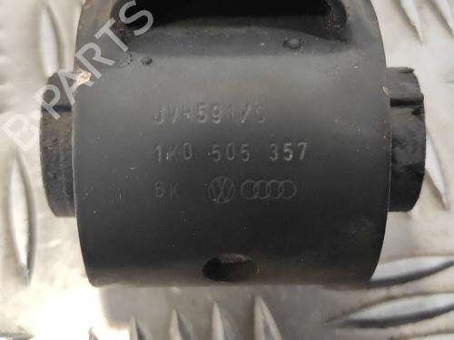 Right rear suspension arm VW GOLF VI (5K1) 2.0 TDI | BP15225011M15