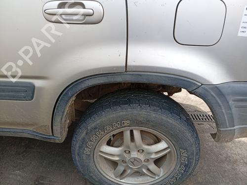 Aba guarda lamas trás esquerda Aba guarda lamas trás esquerda HONDA CR-V I (RD) 2.0 16V 4WD (RD1, RD3) (128 hp) 35901569 35901569