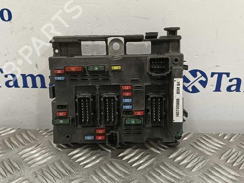 Used Fuse box PEUGEOT 206 CC (2D) [2000-2008]  25025424