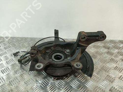 Used Left front steering knuckle Left front steering knuckle NISSAN JUKE (F15) 1.6 DIG-T (190 hp) 5882421 5882421
