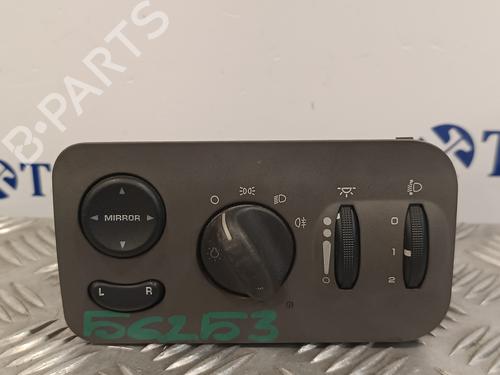Used Headlight switch CHRYSLER VOYAGER IV (RG, RS) [1999-2008]  16343688