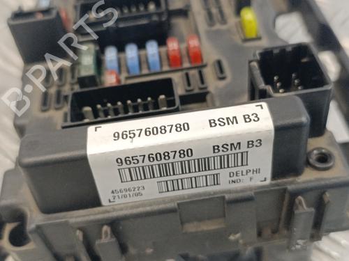 Fuse box PEUGEOT 307 (3A/C)  | BP18340451E1 